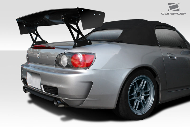 Universal 66" Duraflex VRX V1 Short Wing Complete Kit - 9 Piece - Includes VRX Air Foil Blade (113236) VRX Wing Stands (113242) VRX Wing V1 End Caps (113244)  VRX Hardware Kit (115111)