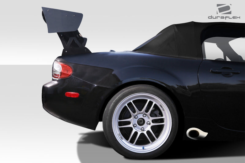 Universal 66" Duraflex VRX V1 Short Wing Complete Kit - 9 Piece - Includes VRX Air Foil Blade (113236) VRX Wing Stands (113242) VRX Wing V1 End Caps (113244)  VRX Hardware Kit (115111)