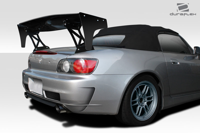 Universal 66" Duraflex VRX V2 Short Wing Complete Kit - 9 Piece - Includes VRX Air Foil Blade (113236) VRX Wing Stands (113242) VRX Wing V2 End Caps (113246) VRX Hardware Kit (115111)