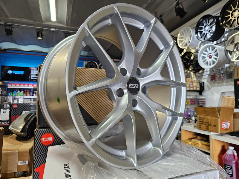 ESR RF2 18x9.5 5x120 ET22 Hyper Silver **CLEARANCE - 1 WHEEL ONLY**