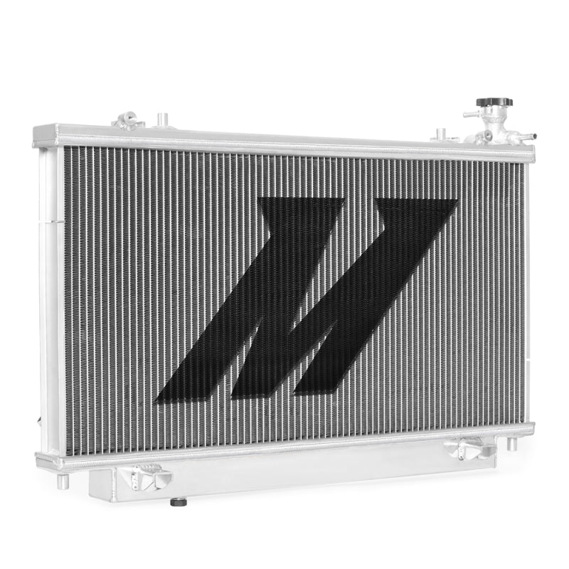 Radiateur en aluminium haute performance Mishimoto pour Pontiac G8 2008-2009