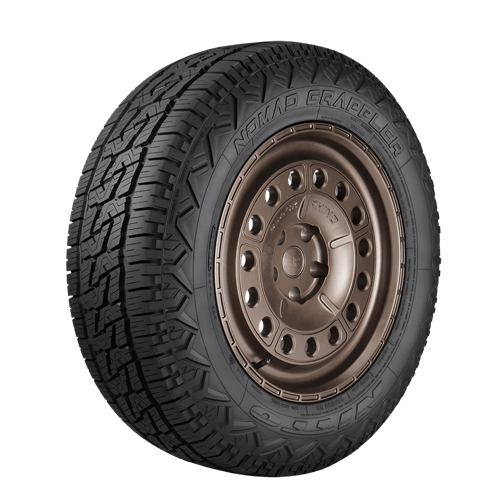 Nitto NOMAD GRAPPLER 235/65R18