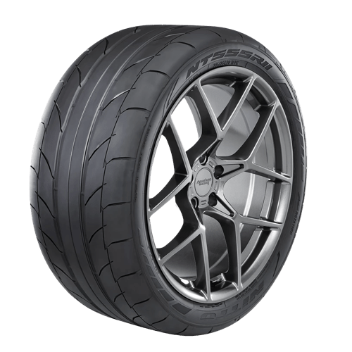 Nitto NT555RII 285/35R19