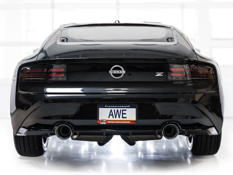 Système d'échappement Cat-Back AWE Tuning 2023 Nissan Z RZ34 RWD Track Edition avec embouts chromés argentés