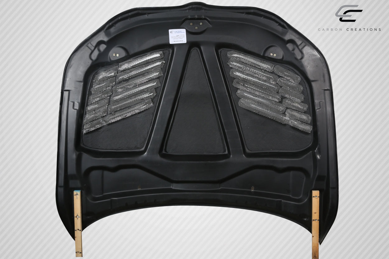 Carbon Creations 2004-2010 BMW Série 5 E60 4 portes Capot look GTR - 1 pièce