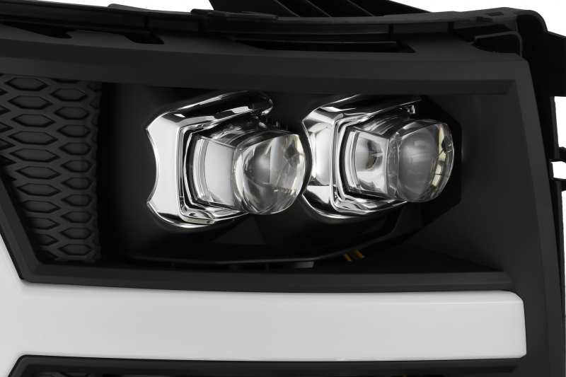 AlphaRex 07-13 Chevy 1500HD NOVA Phares LED Proj style planche noir brillant avec lumière active/signal Seq