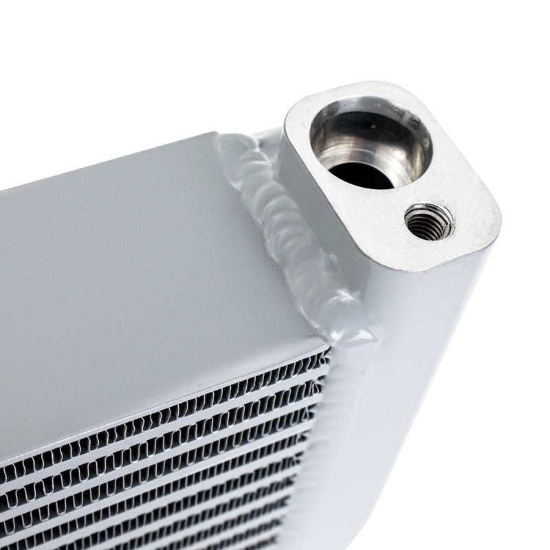 Radiateur d'huile performance Mishimoto pour BMW M5 / M6 12-20