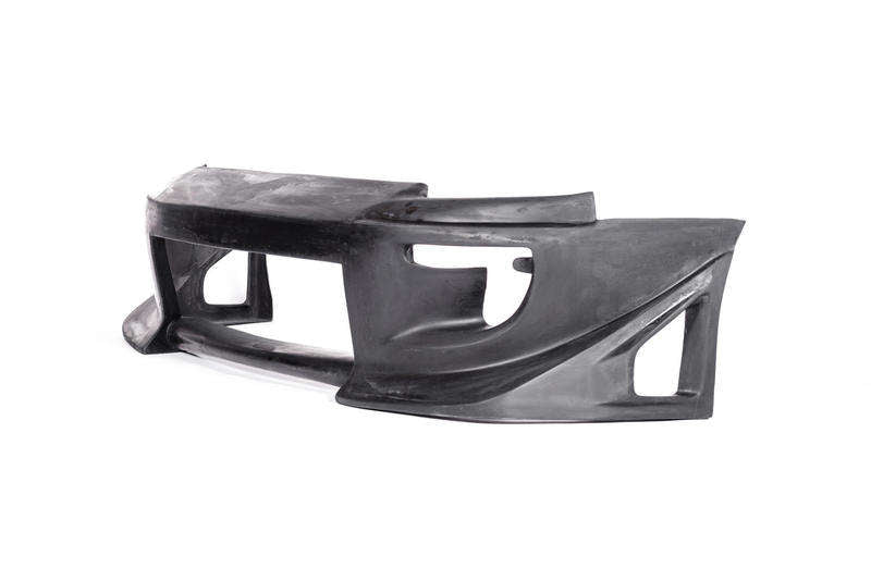 KBD Mitsubishi Eclipse 2000-2005 Blits Style Pare-chocs avant en polyuréthane 1 pièce