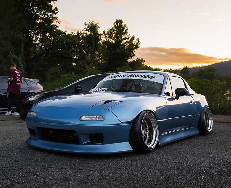 Mazda Miata 1990-1997 Deuce Style 2 Piece Polyurethane Side Skirts