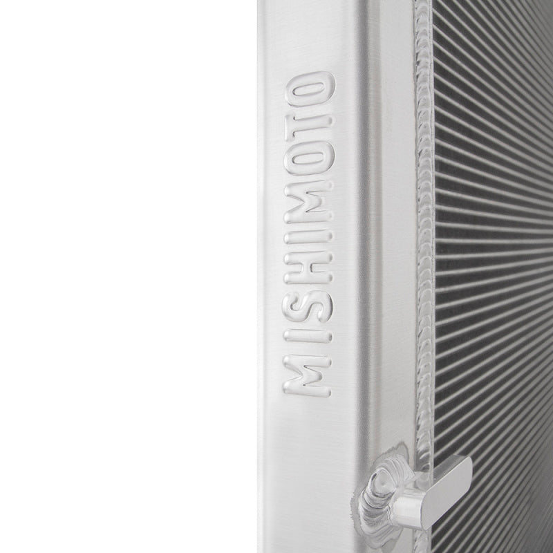 Radiateur de performance en aluminium Mishimoto pour Toyota Supra GR 3.0L 2020 et plus