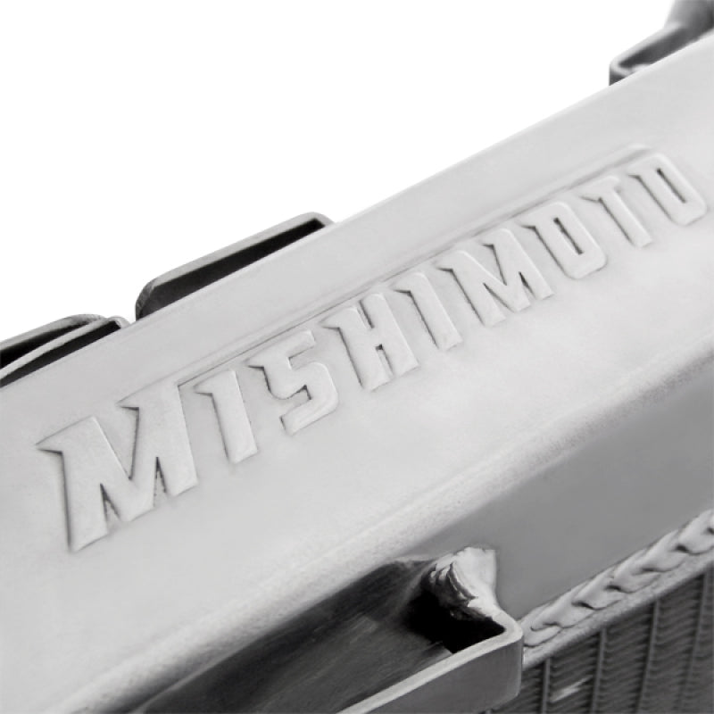 Mishimoto 08+ Mitsubishi Lancer Evo X / 08+ Lancer Ralliart Manuel X-LINE (Noyau plus épais) Radiateur en aluminium