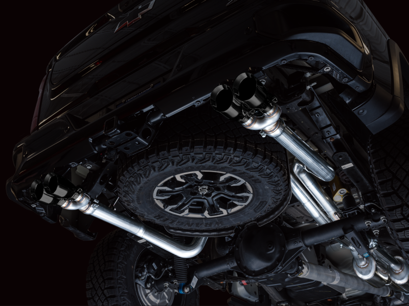AWE Tuning 22-23 GMC Sierra 1500 AT4X 6.2L 0FG Catback Split Dual (pare-chocs plat) - Pointes noires diamant