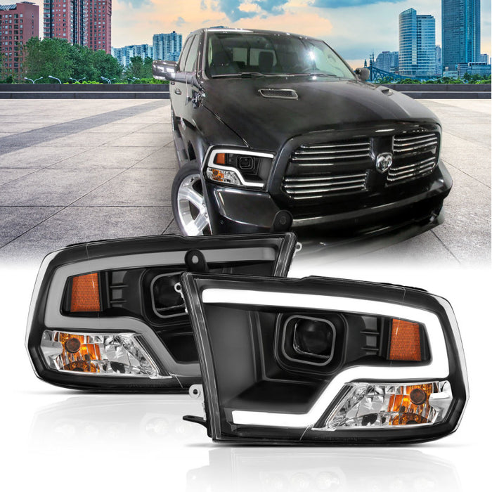 ANZO 09-18 Dodge Ram 1500 Phares de projecteur de style planche Noir avec Halo