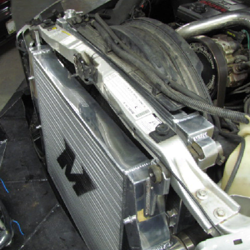 Mishimoto Intercooler (argent) pour Dodge Cummins 5.9L/6.7L 03-09