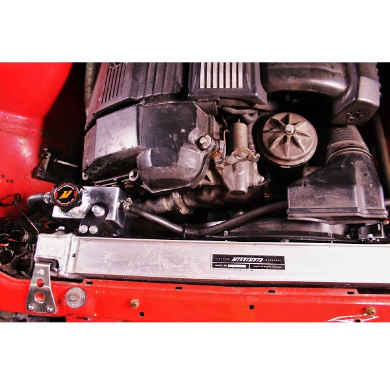 Vase d'expansion de liquide de refroidissement en aluminium Mishimoto pour BMW Série 3 E36 (92-99)
