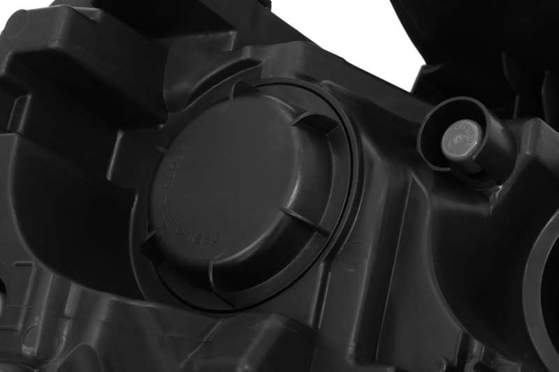 Phares AlphaRex 19-20 Ram 1500HD NOVA LED Proj style planche noir brillant avec lumière active/signal Seq/DRL