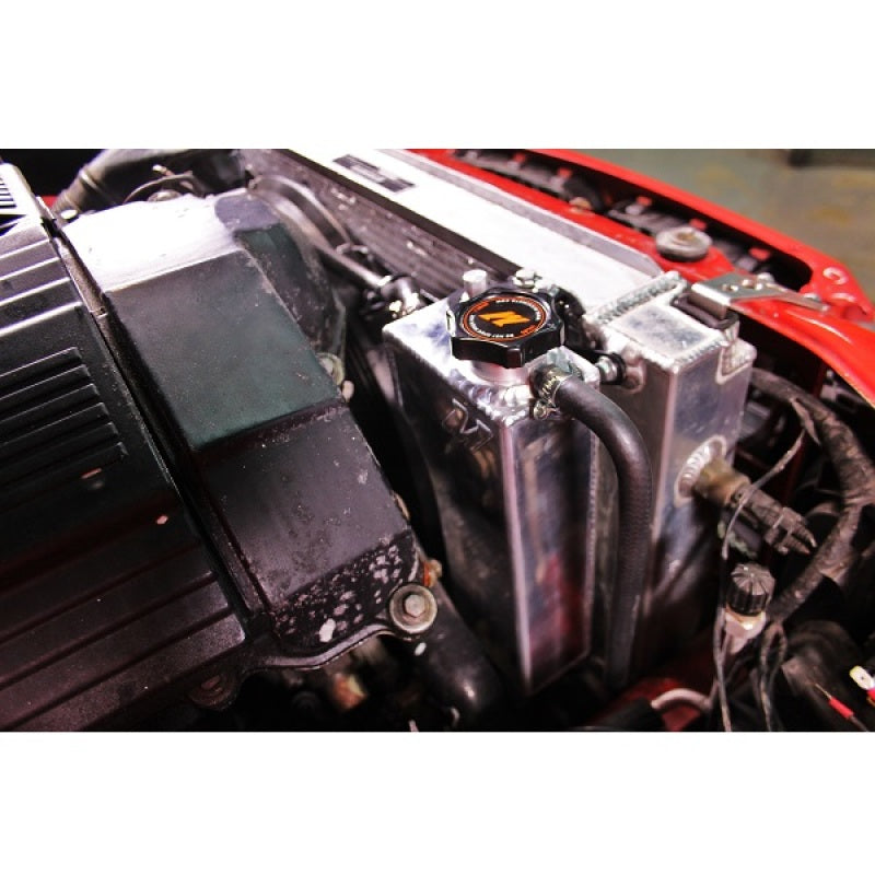 Vase d'expansion de liquide de refroidissement en aluminium Mishimoto pour BMW Série 3 E36 (92-99)