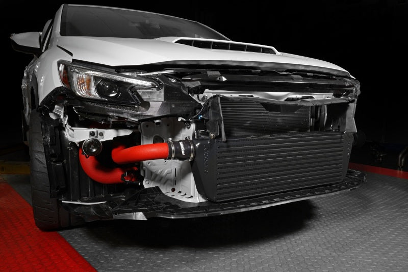 Kit intercooler frontal PERRIN pour Subaru WRX 22-26 (tubes rouges et cœur noir)